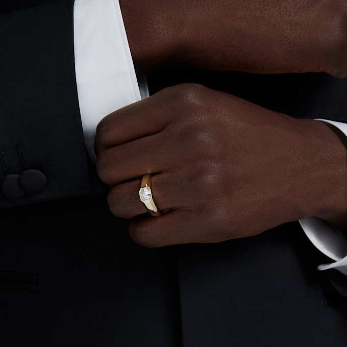Achtkantige ring met in het laboratorium gekweekte diamanten 1,0 ct in totaal, achthoekige vorm, 14-karaats geelgoud Achtkantige ring met in het laboratorium gekweekte diamanten 1,0 ct in totaal, achthoekige vorm, 14-karaats geelgoud