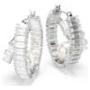 Ariana Grande X Swarovski hoepeloorbellen met kristallen parels, baguette-slijpsel, wit, gerhodineerd