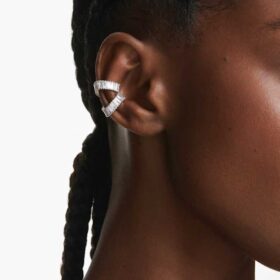 Ariana Grande X Swarovski oorcuffs met baguette-slijpsel, wit, gerhodineerd Ariana Grande X Swarovski oorcuffs met baguette-slijpsel, wit, gerhodineerd