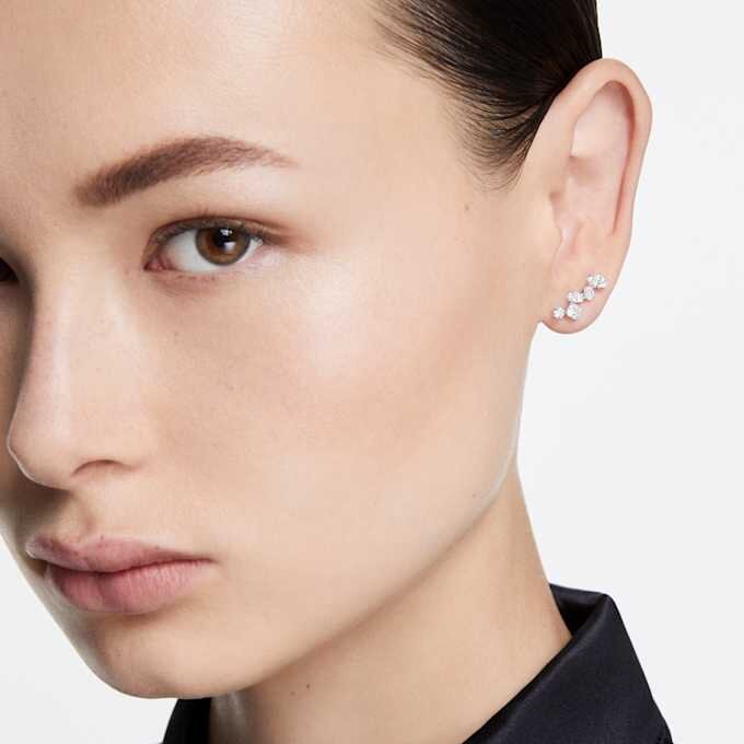 Galaxy-oorcuffs met in het laboratorium gekweekte diamanten, 1,25 karaat in totaal, gemengde vormen, 14-karaats witgoud Galaxy-oorcuffs met in het laboratorium gekweekte diamanten, 1,25 karaat in totaal, gemengde vormen, 14-karaats witgoud