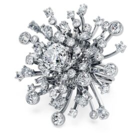 Galaxy-ring met in het laboratorium gekweekte diamanten 9,5 karaat in totaal, gemengde vormen, 18-karaats witgoud Galaxy-ring met in het laboratorium gekweekte diamanten 9,5 karaat in totaal, gemengde vormen, 18-karaats witgoud
