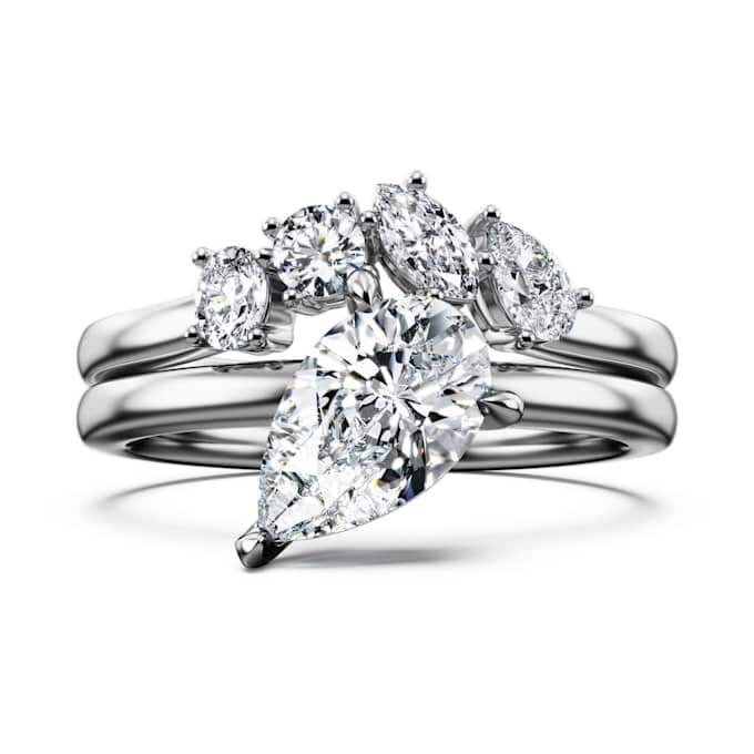 Galaxy-ringen (2), in het laboratorium gekweekte diamanten 1,4 ct in totaal, peervorm, 14K witgoud Galaxy-ringen (2), in het laboratorium gekweekte diamanten 1,4 ct in totaal, peervorm, 14K witgoud