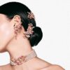 Gema-haarclip met kristallen parels, gemengde slijpvormen, bloemmotief, roze, verguld Gema-haarclip met kristallen parels, gemengde slijpvormen, bloemmotief, roze, verguld