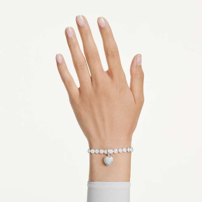 Idyllia-bedel met gemengde slijpvormen, parelkleurige coating, hart, wit, gerhodineerd Idyllia-bedel met gemengde slijpvormen, parelkleurige coating, hart, wit, gerhodineerd