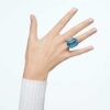 Lucent cocktailring met achthoekige slijpvorm, blauw Lucent cocktailring met achthoekige slijpvorm, blauw