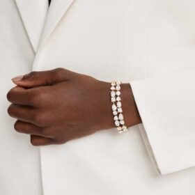 Mesmera-armband met gemengde slijpvormen, wit, verguld Mesmera-armband met gemengde slijpvormen, wit, verguld