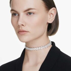 Millenia-choker met achthoekige slijpvorm, wit, gerhodineerd