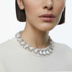 Millenia-ketting met extra grote kristallen, achthoekige slijpvorm, wit, gerhodineerd