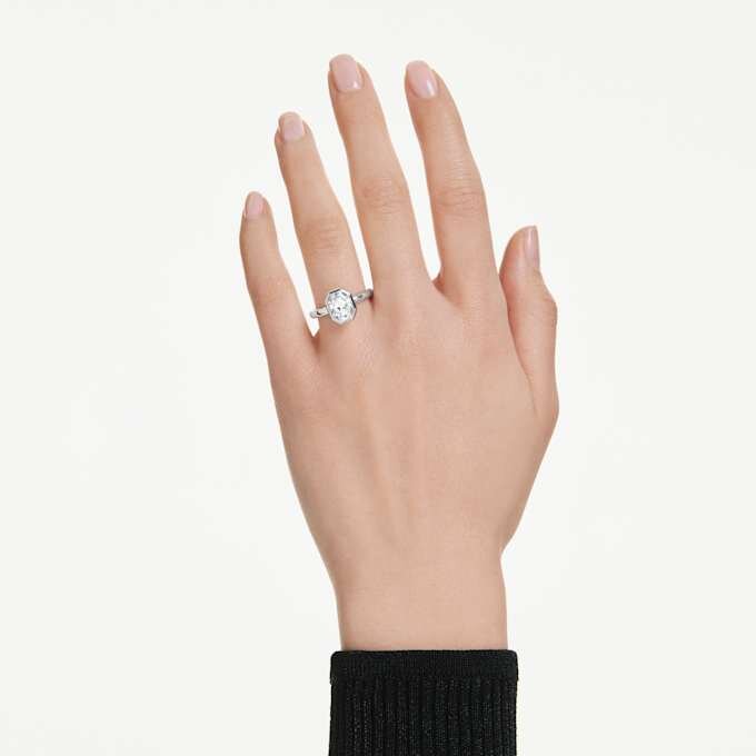 Ring met achthoekige bezel, in het laboratorium gekweekte diamanten 2,0 karaat in totaal, achthoekige vorm, 14K witgoud Ring met achthoekige bezel, in het laboratorium gekweekte diamanten 2,0 karaat in totaal, achthoekige vorm, 14K witgoud