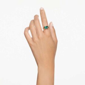 Stilla-cocktailring met rechthoekige slijpvorm, groen, verguld