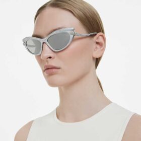 Zonnebril in cat-eye-vorm, zilverkleurig